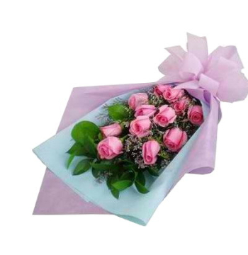 12 Pink Roses Bouquet